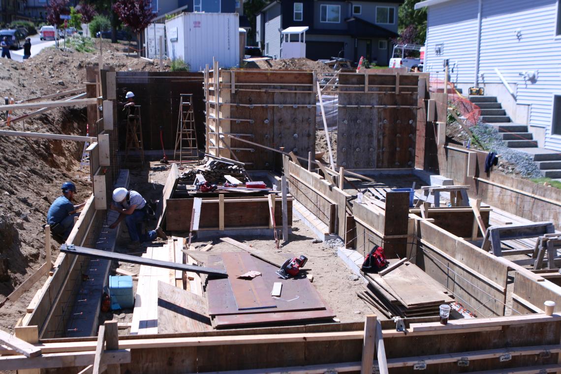 VIU Carpentry Foundation students at KSG Consulting Ltd. job-site. VIU Building Partnerships for Hands-on Learning Experiences