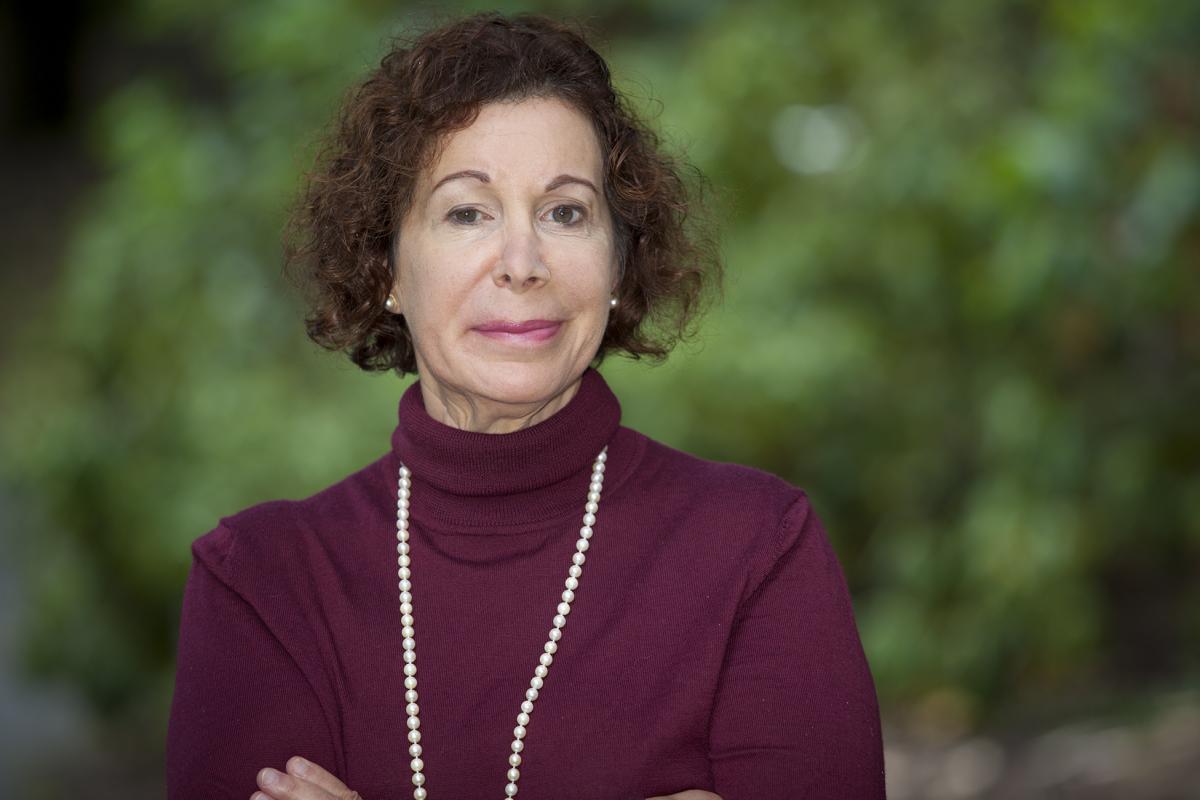Headshot of Dr. Cheryl Krasnick Warsh
